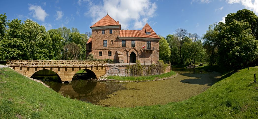 Muzeum - Zamek w Oporowie